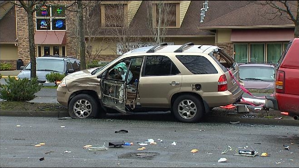 4 injured in violent headon crash in Tukwila KOMO