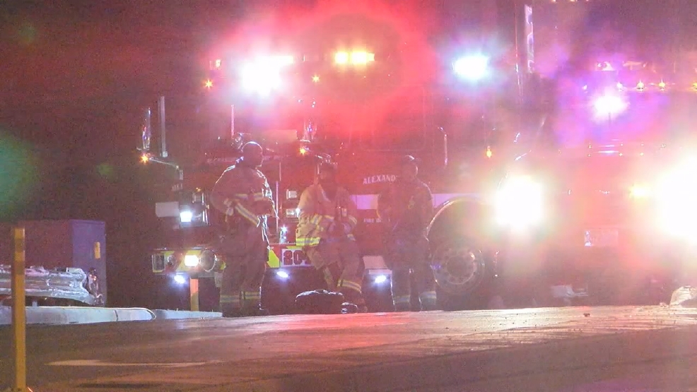 Officials 1 dead, 2 injured after singlevehicle crash in Alexandria