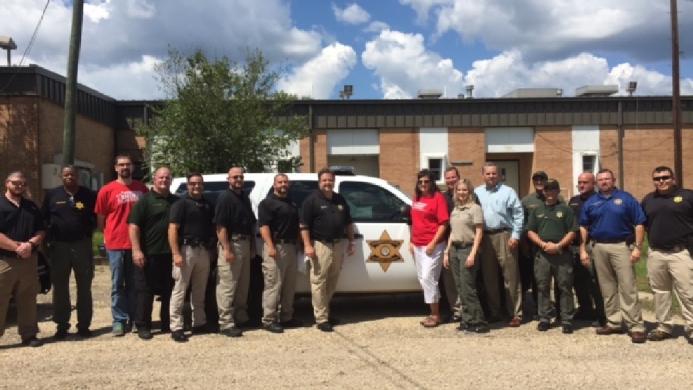 Update sheriff's departments in northwest help flood victims