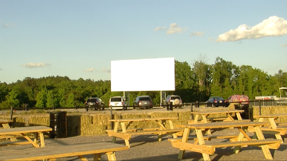 New Drive-in theater opens in Leeds | WBMA