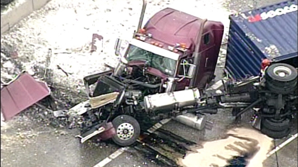 Northbound I5 reopens in Everett after semi rollover crash KOMO