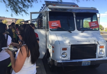 news local culinary union building wall taco trucks outside trumps vegas hotel news local culinary union building wall taco trucks outside trumps vegas hotel