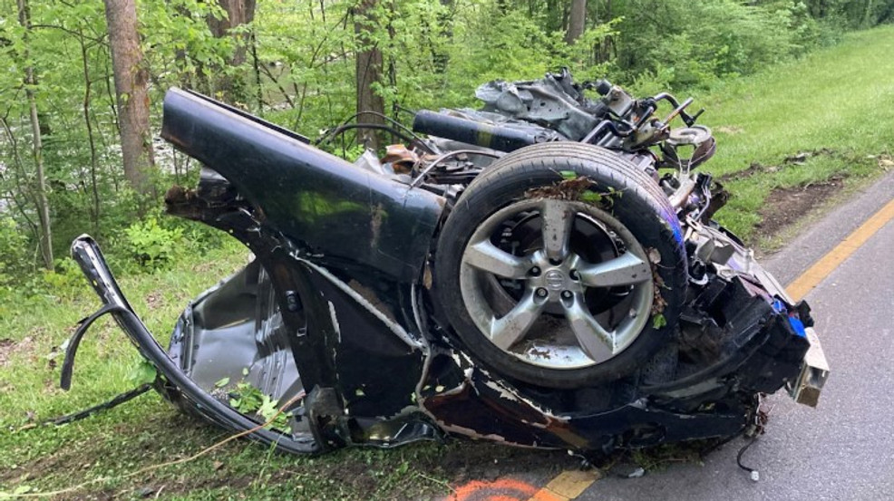 Early morning, singlevehicle crash kills one in Great Smoky Mountains