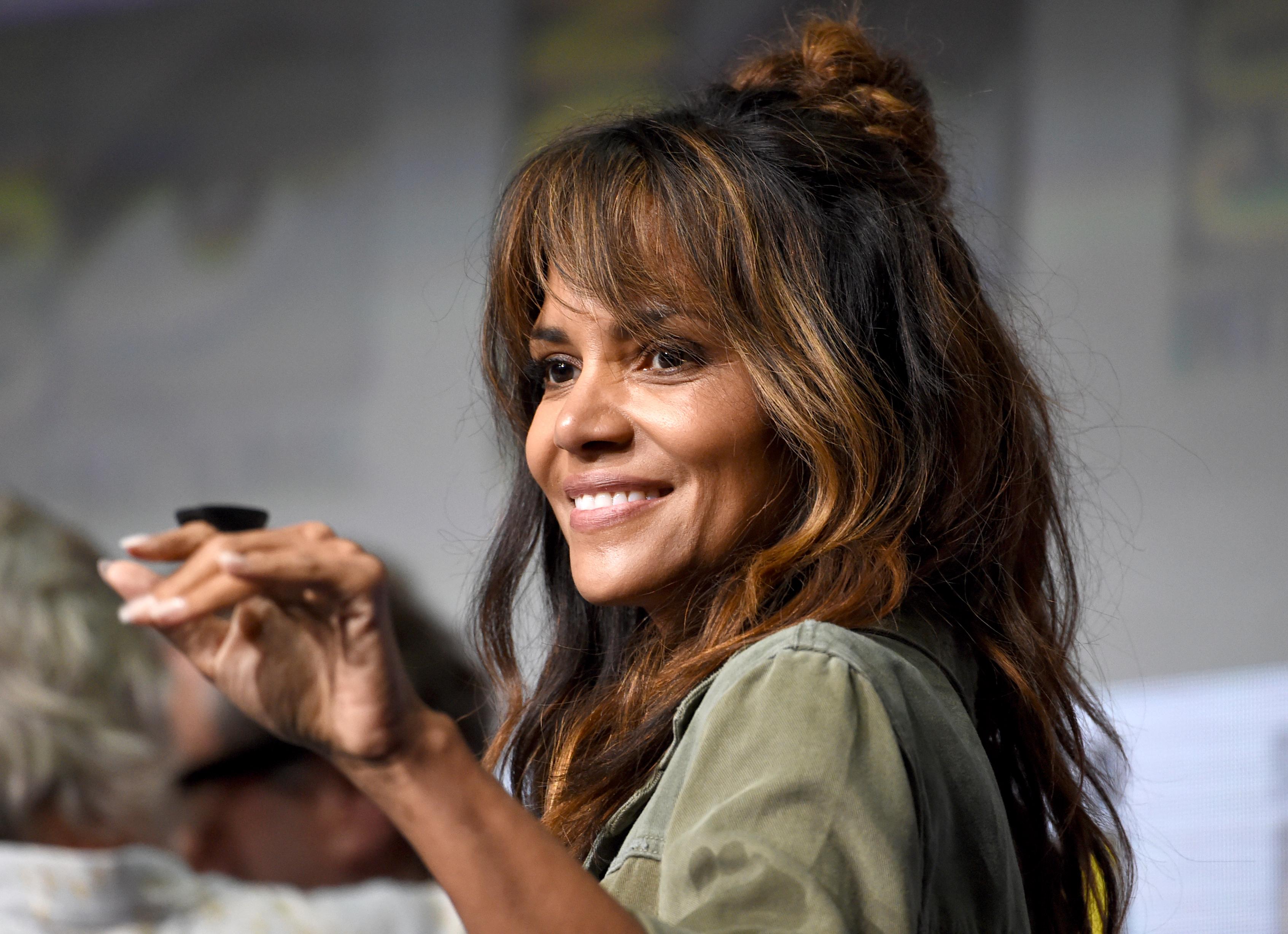 Halle Berry downs a half pint of whiskey at Comic-Con panel | WBFF