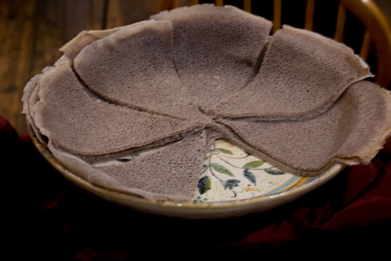 Injera at Ubuntu (Image: Naomi Tomky)