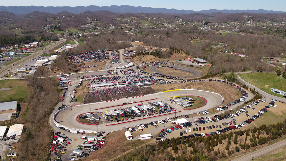 Kingsport Speedway opens season tonight with new guidelines WCYB