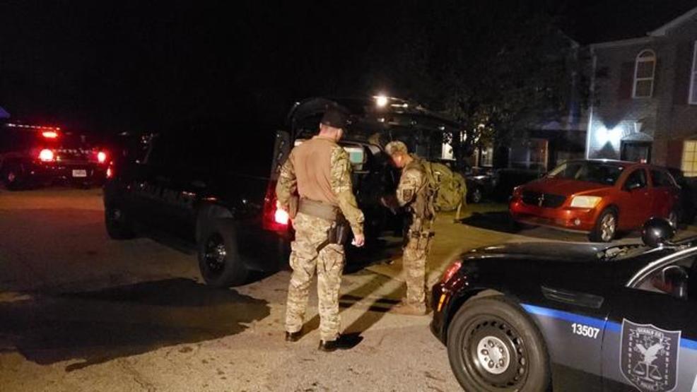 Police Man dead after home invasion robbery WGXA