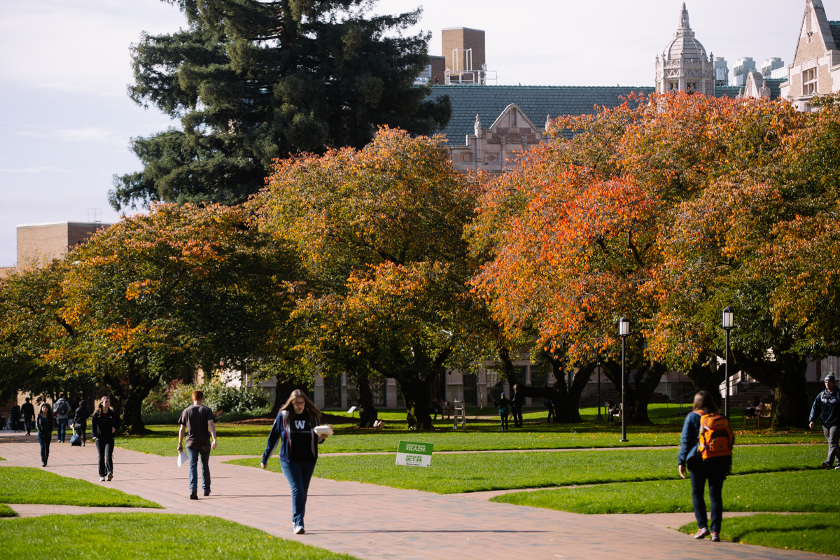 Photos Fall colors at the University of Washington Seattle Refined