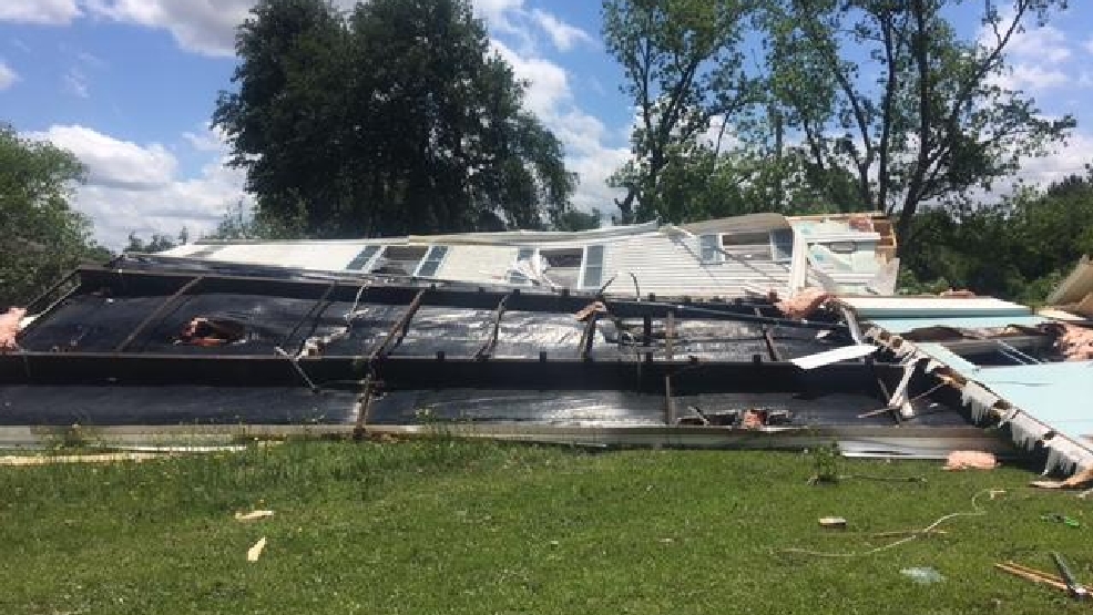 National Weather Service says EF1 tornado hit Darlington County WPDE