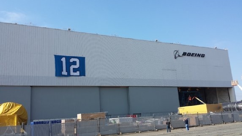 131206_fanhawk_boeing.jpg