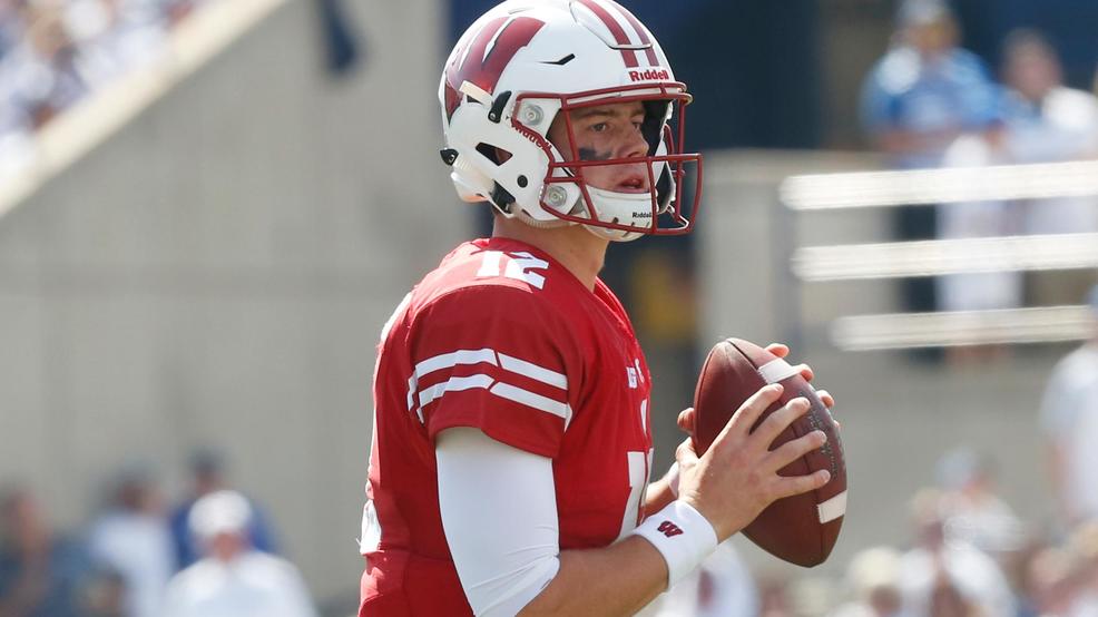 Badgers QB Hornibrook leaving after 3 years as starter WLUK