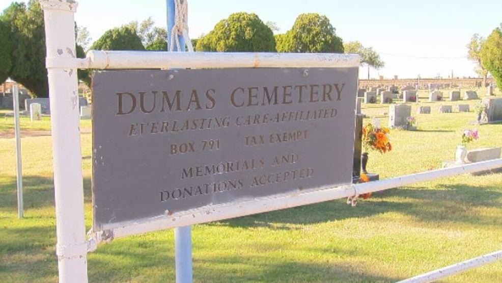 Dumas Cemetery plot mixup leaves family with stranger in their plot KVII