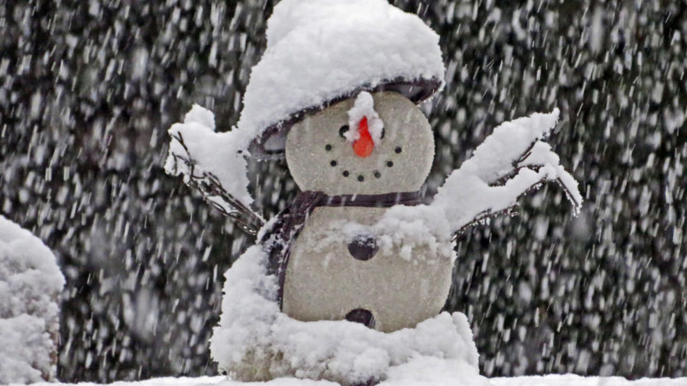 Some snow & icy spots this weekend WPBN