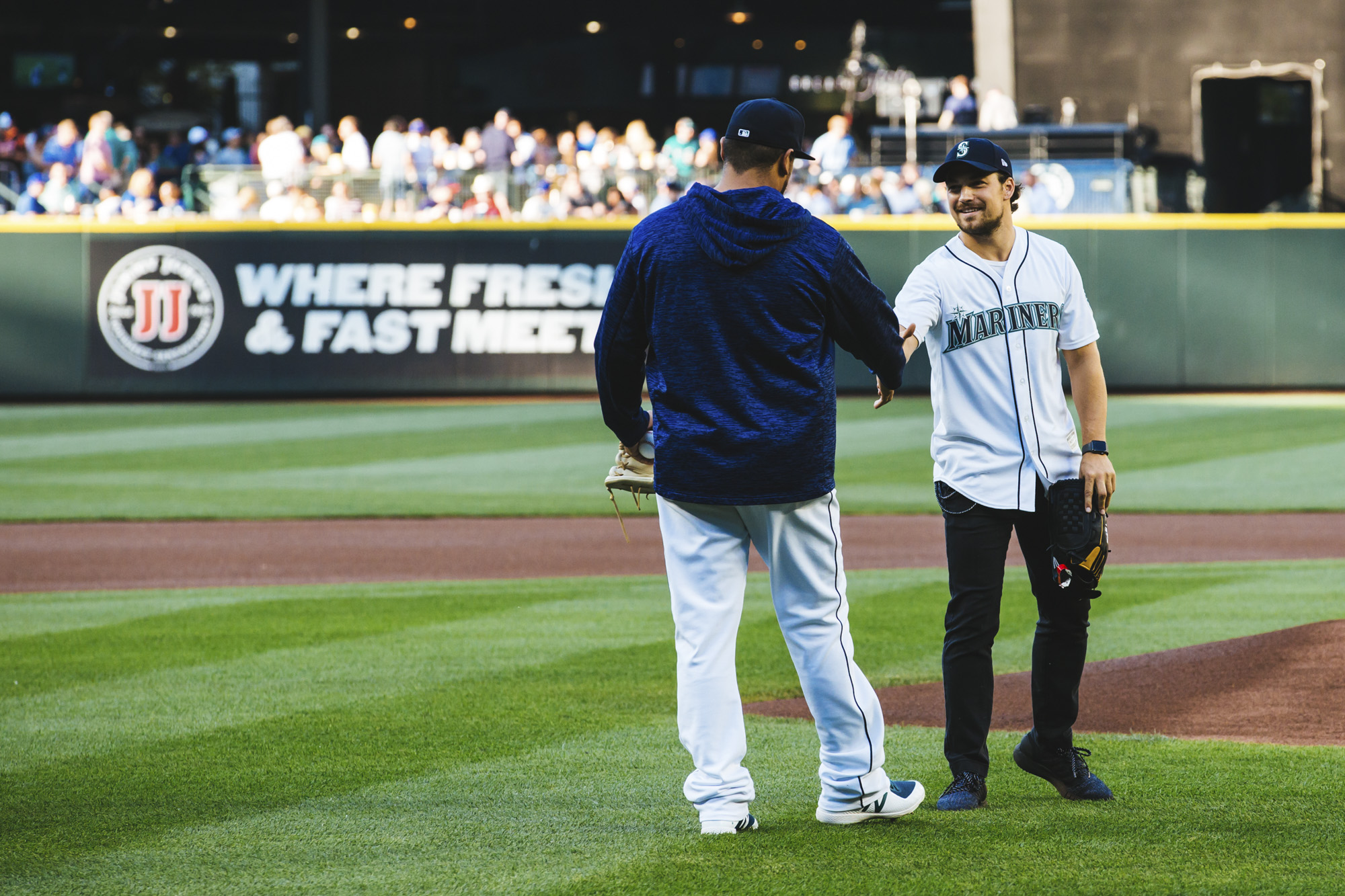 Photos: 'Grey's Anatomy' cast throw first pitch at Safeco Field | Seattle Refined