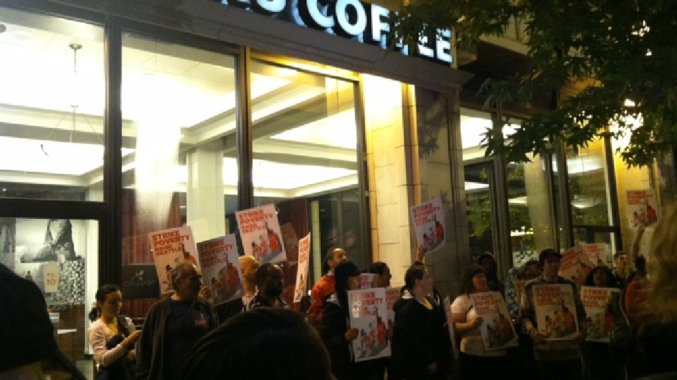 130829_starbucks_protest_660.jpg