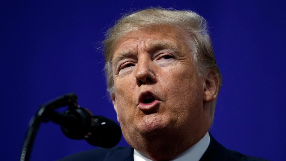 Trump books Lincoln Memorial for July 4th gala he’ll host